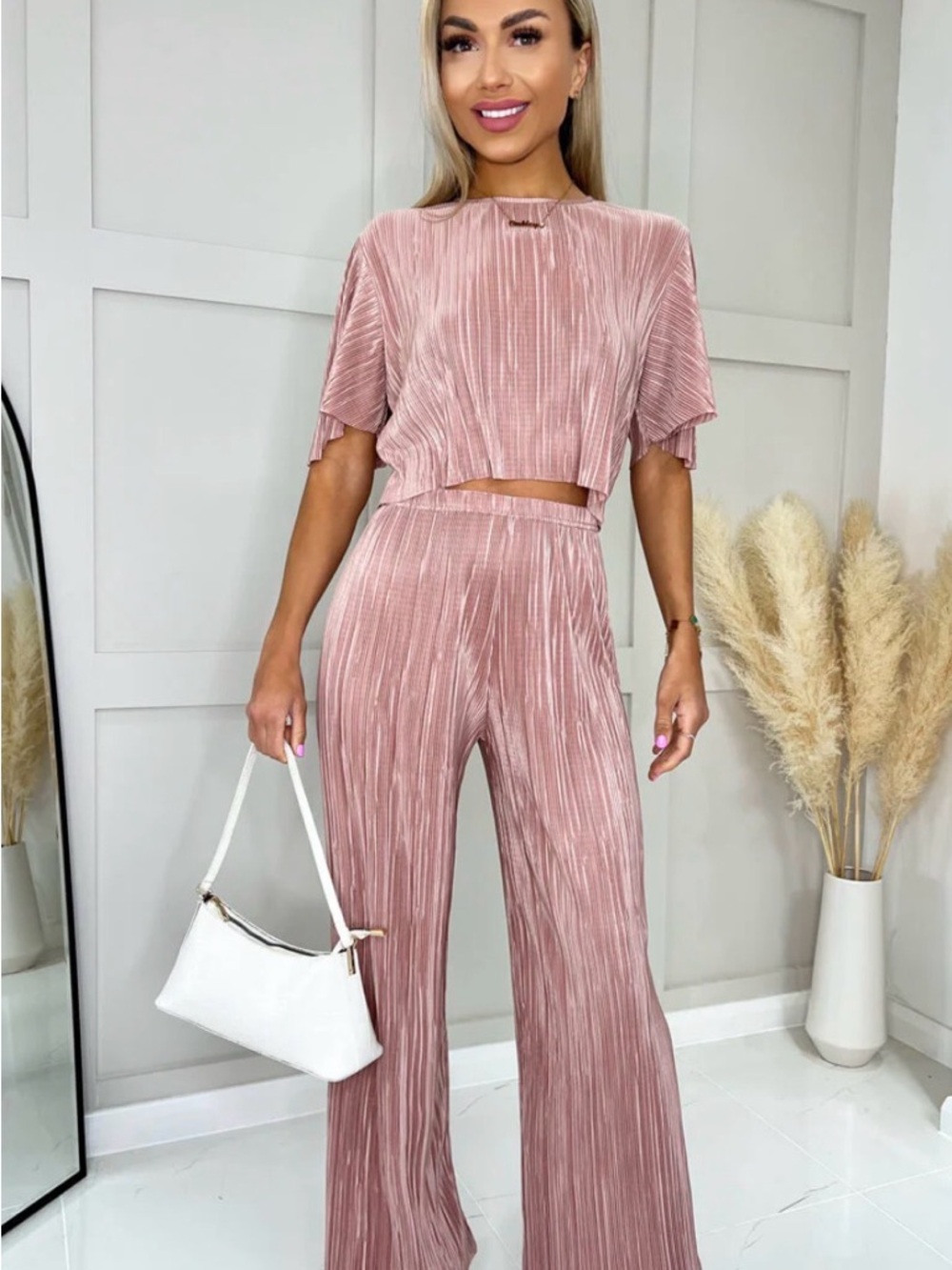 Pleated Wide-Leg in Dusty Rose